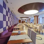 酒店 Pineta Park Deluxe 5*
