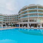 Pineta Park Deluxe 5* 马尔马里斯