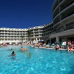 Pineta Park Deluxe 马尔马里斯