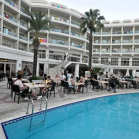Отель Pineta Park Deluxe 4*