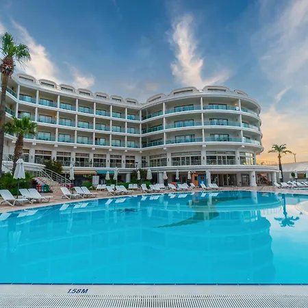 Pineta Park Deluxe مرمريس