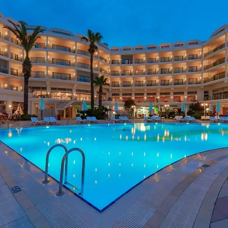 Pineta Park Deluxe مرمريس