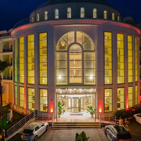 Отель Pineta Park Deluxe