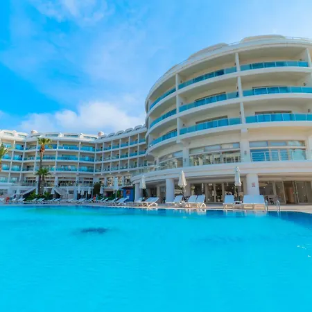 Pineta Park Deluxe Hotell