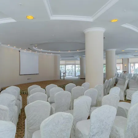 Hotell Pineta Park Deluxe