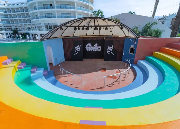 מלון Pineta Park Deluxe מרמריס