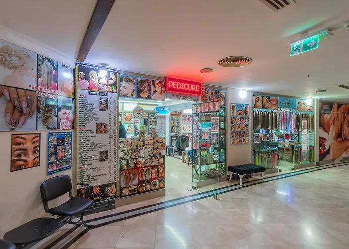 מלון Pineta Park Deluxe