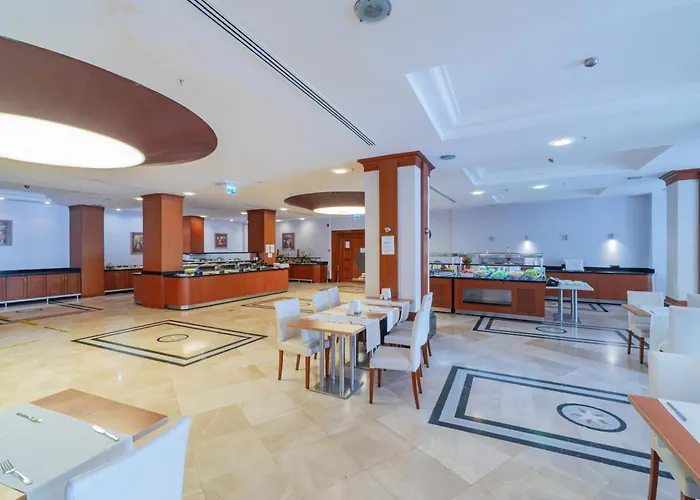 Pineta Park Deluxe מרמריס