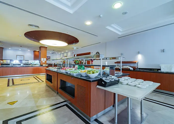 מלון Pineta Park Deluxe מרמריס