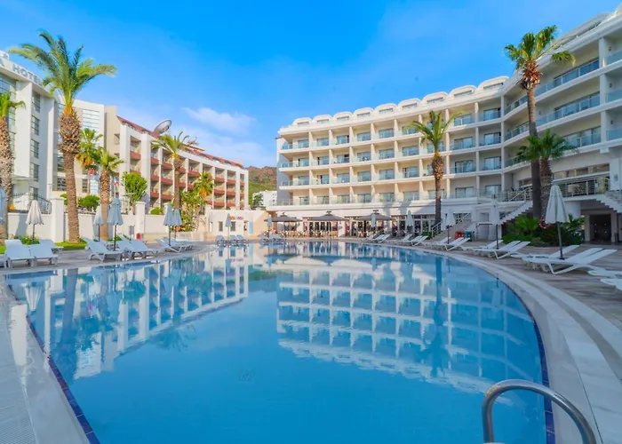 Hotel Pineta Park Deluxe 5*