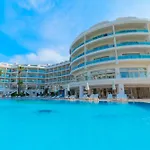 Pineta Park Deluxe Hotel